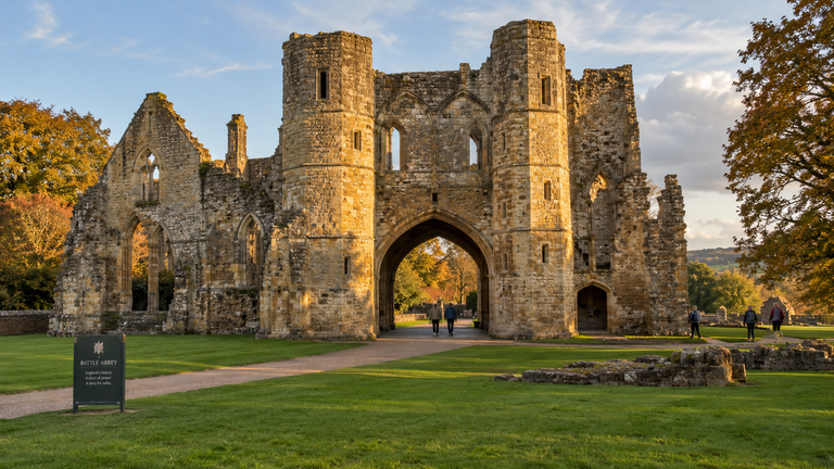 Visiting the Battle of Hastings Site: Battle Abbey and 1066 Country